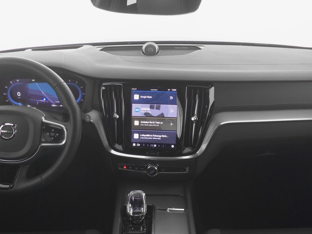 Volvo V60 Cross Country 2023