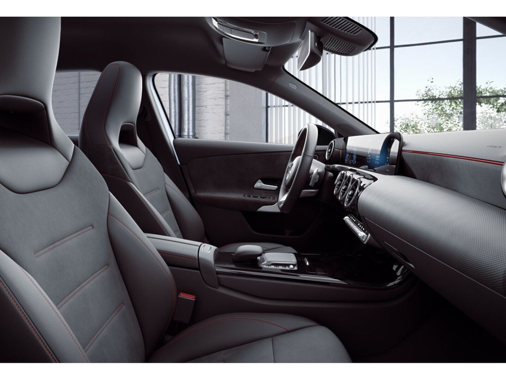 Mercedes-Benz A 200 2023