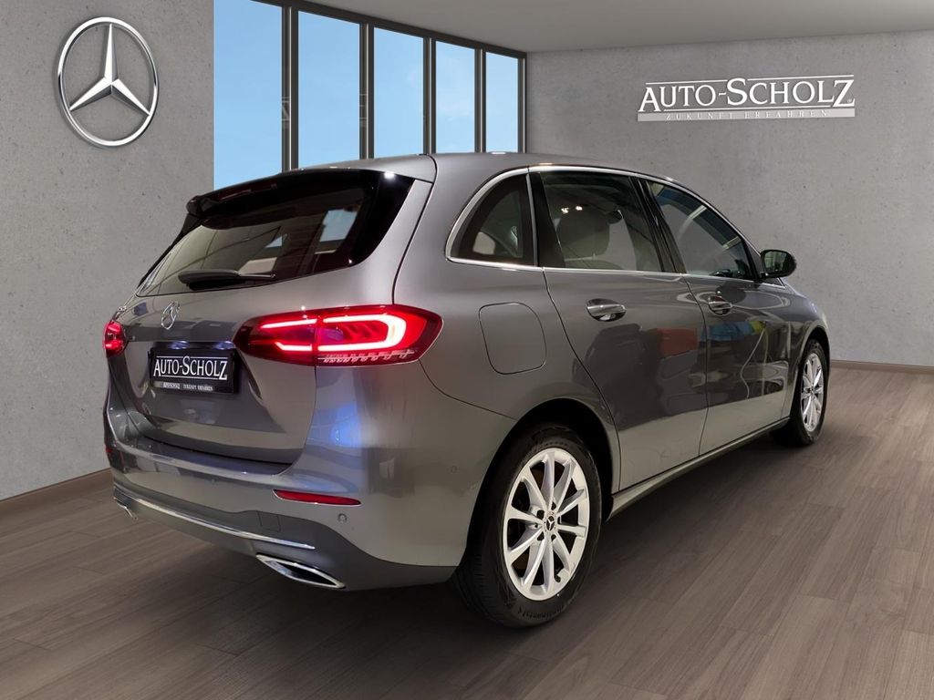 Mercedes-Benz B 250 2022