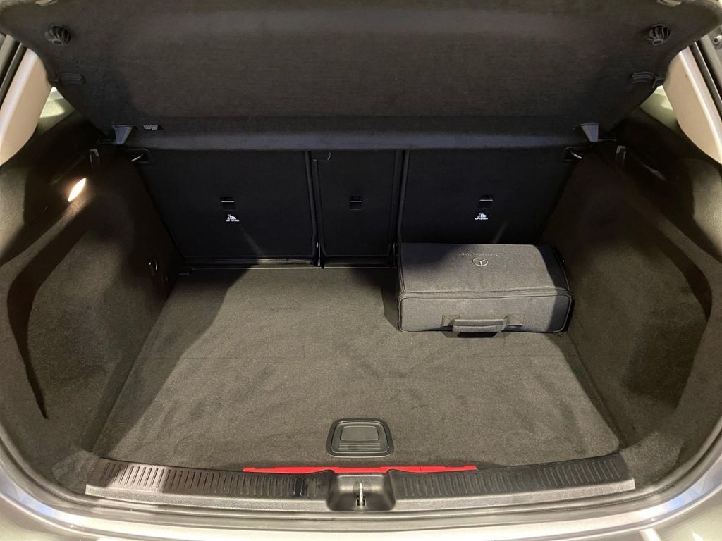 Mercedes-Benz B 250 2022
