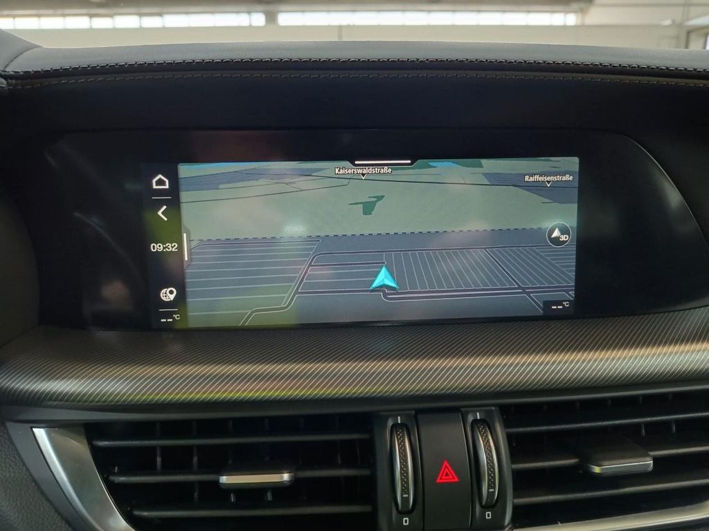 Alfa Romeo Stelvio 2024