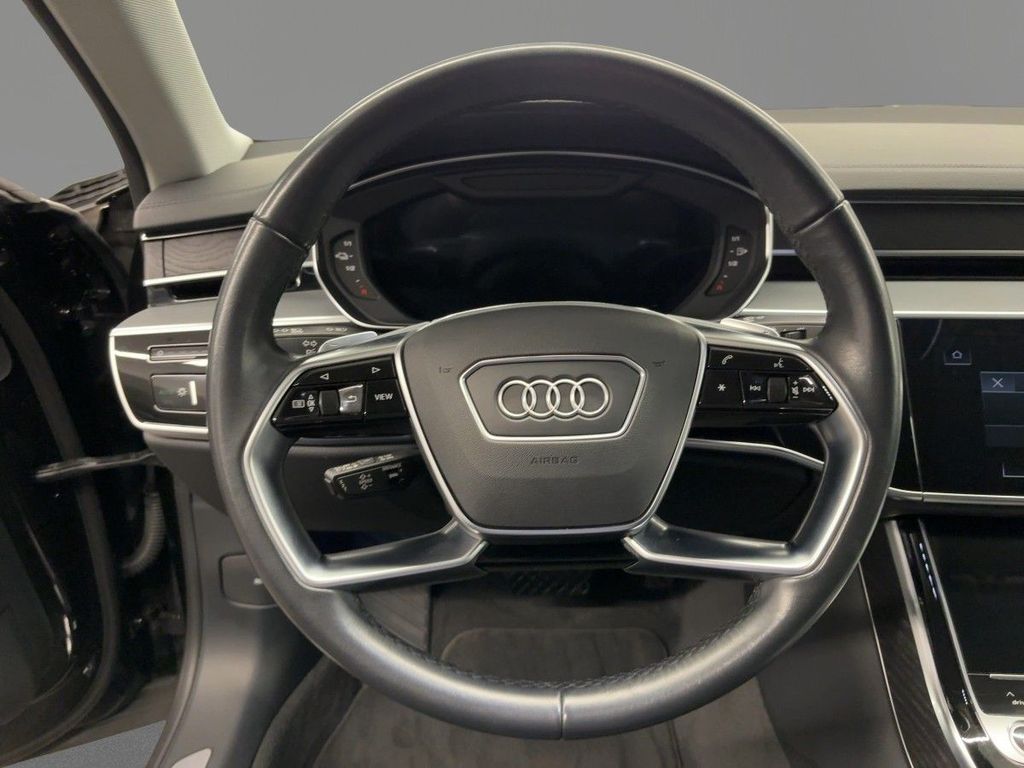 Audi A8 2024