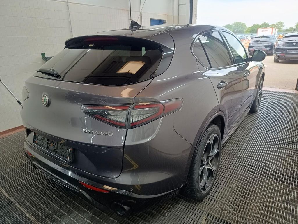 Alfa Romeo Stelvio 2024