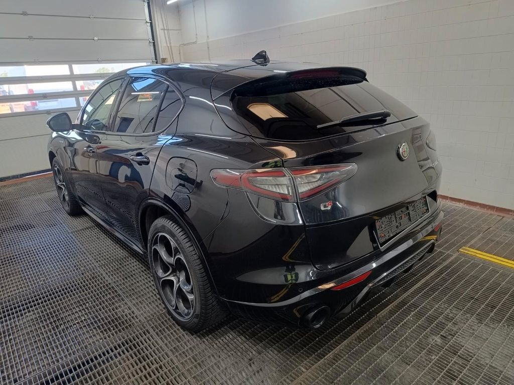 Alfa Romeo Stelvio 2024