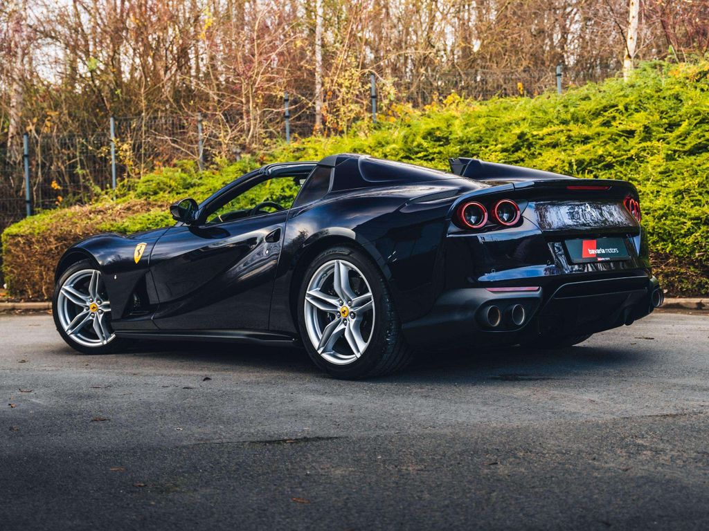 Ferrari 812 2021