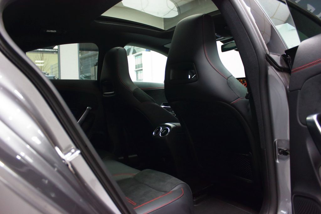 Mercedes-Benz CLA 250 2022