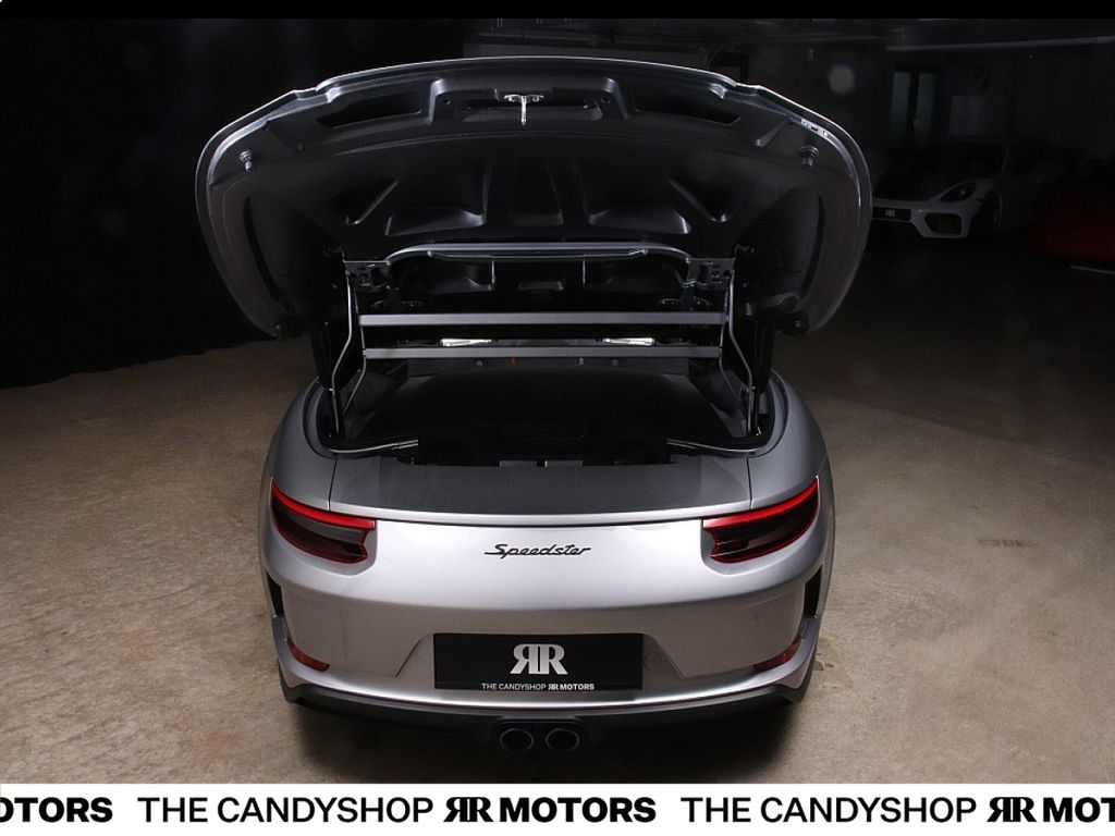 Porsche 911 2019