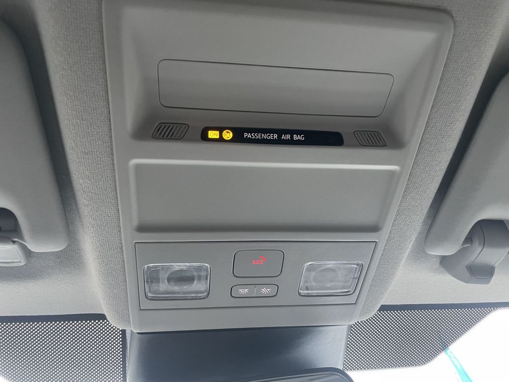 Volkswagen T7 Kombi 2025