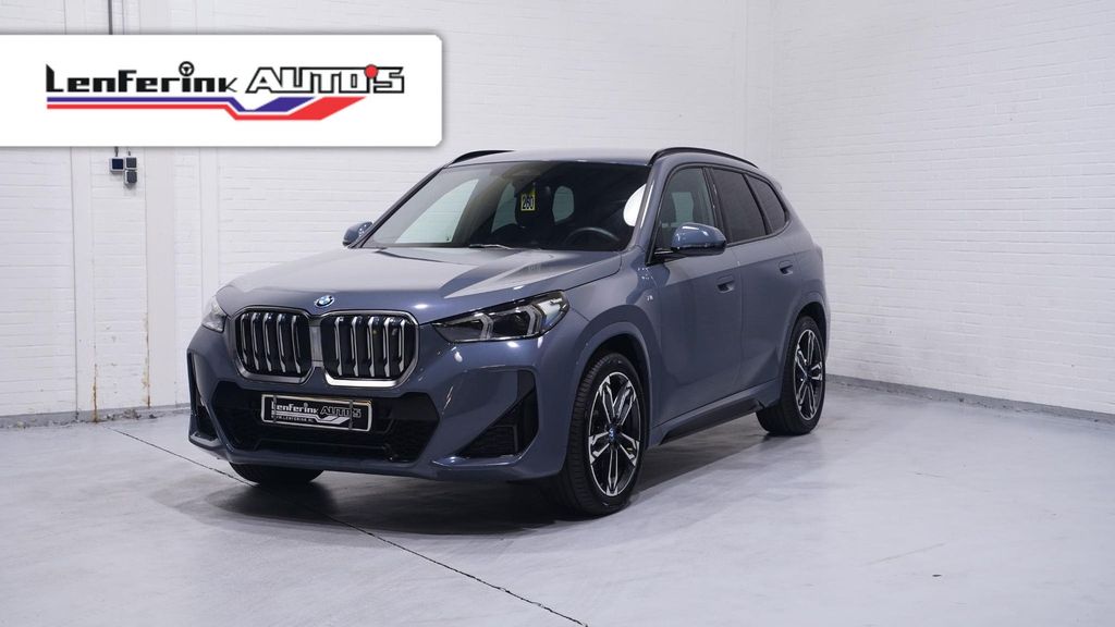 BMW iX1 2024