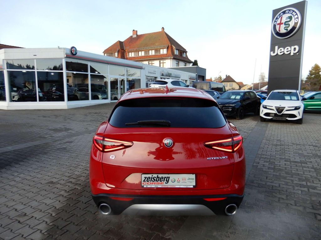 Alfa Romeo Stelvio 2020