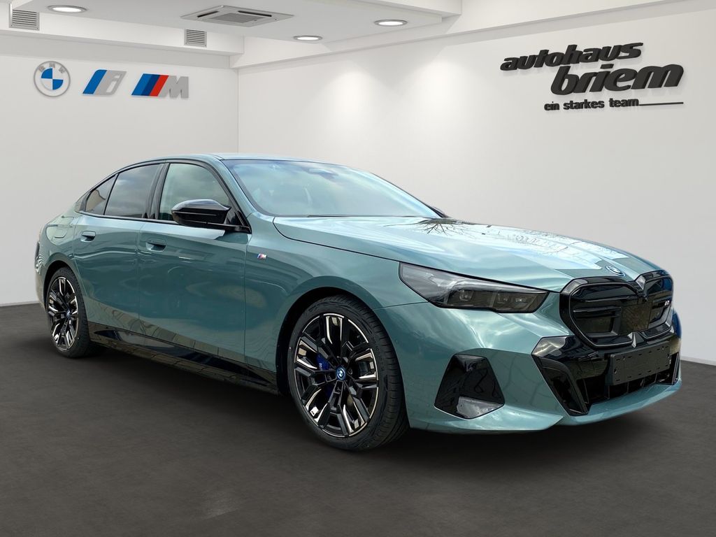 BMW i5 2025