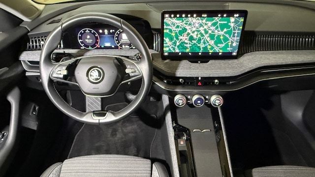 Skoda Superb 2024