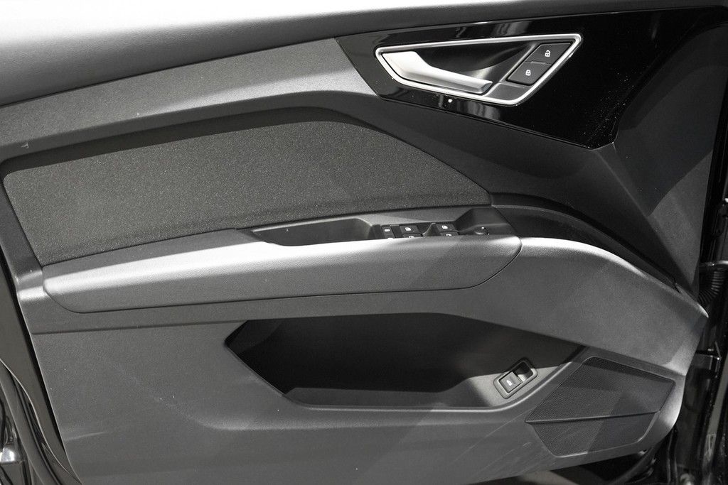 Audi Q4 e-tron 2021