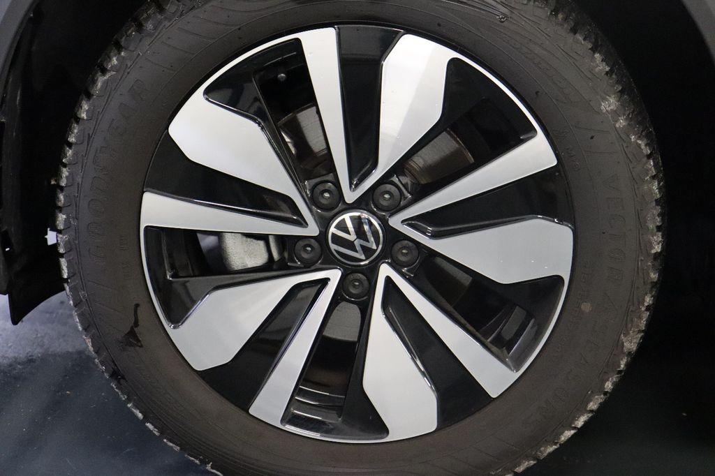 Volkswagen T-Roc 2024