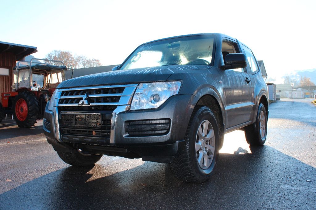Mitsubishi Pajero 2018