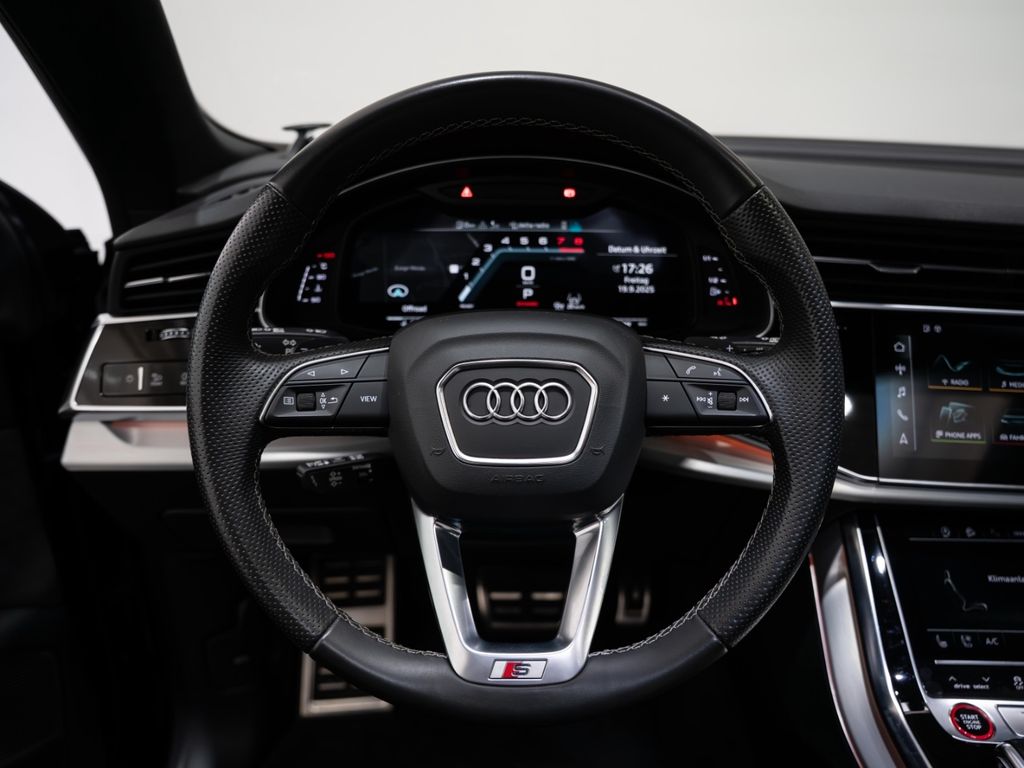 Audi SQ8 2022