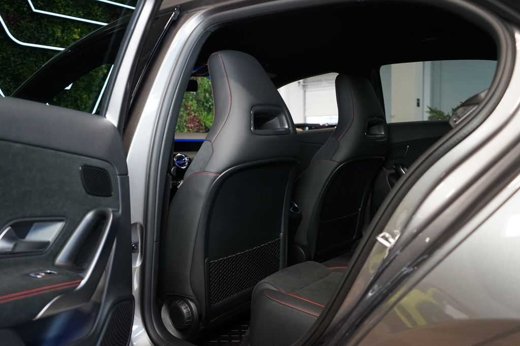 Mercedes-Benz A 200 2023