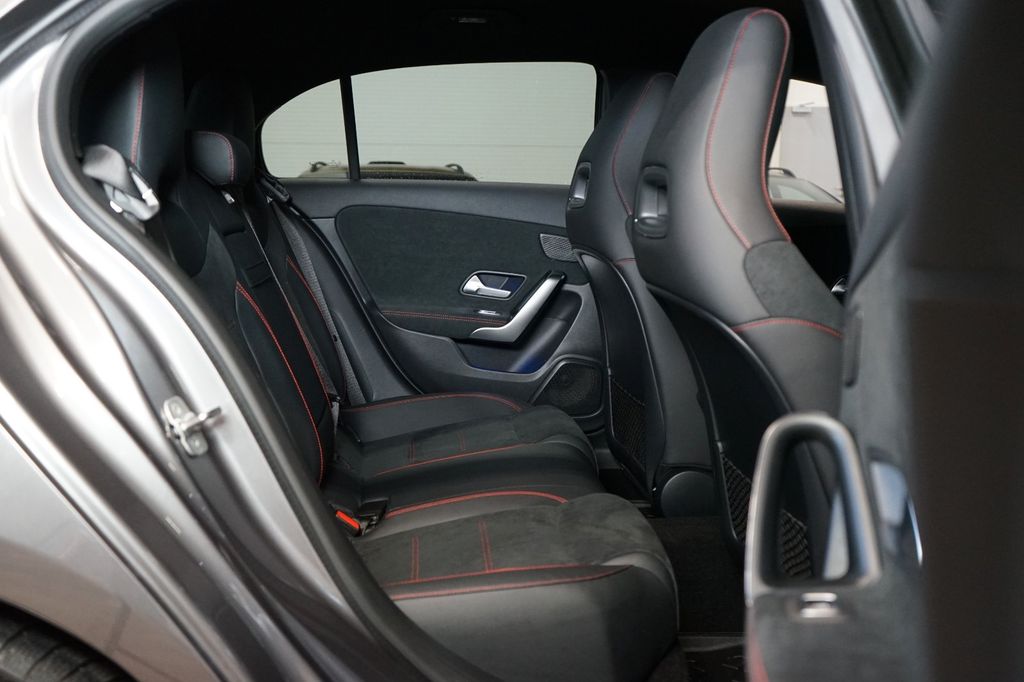 Mercedes-Benz A 200 2023