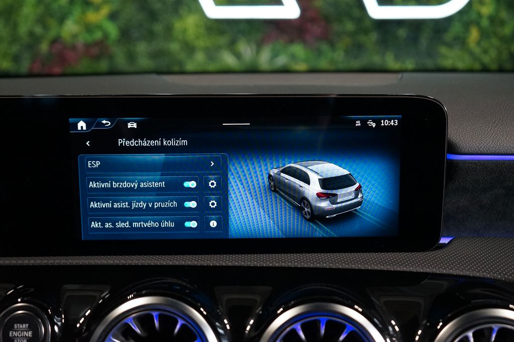 Mercedes-Benz A 200 2023