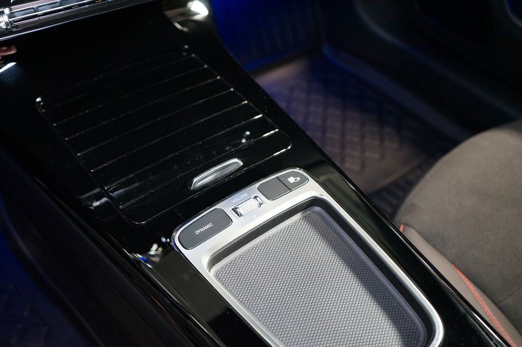 Mercedes-Benz A 200 2023