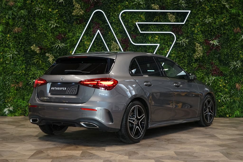 Mercedes-Benz A 200 2023