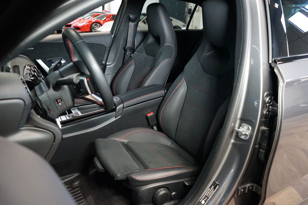 Mercedes-Benz A 200 2023