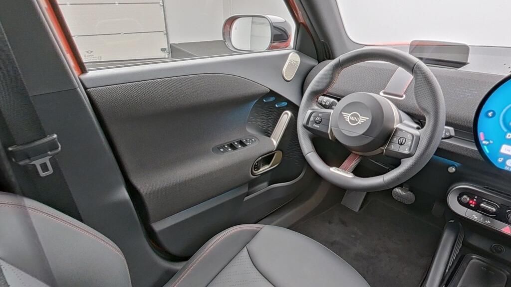 MINI John Cooper Works 2025