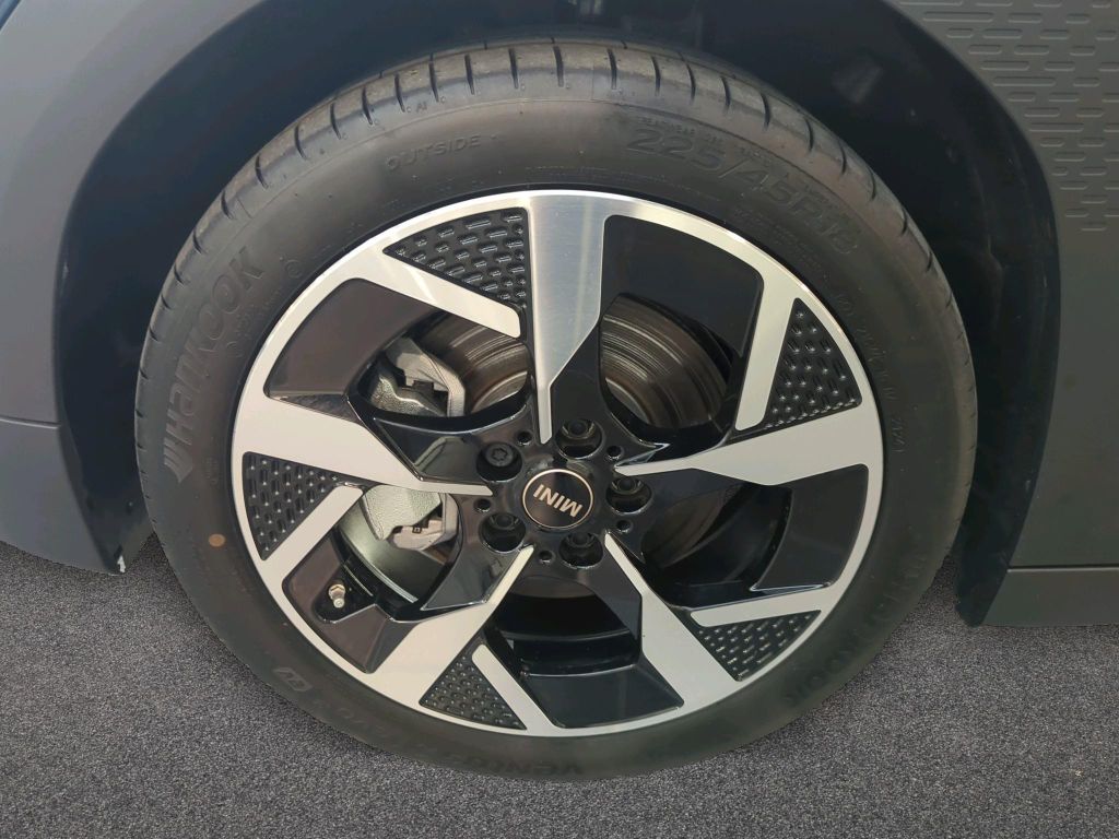MINI John Cooper Works 2024
