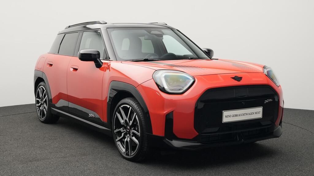 MINI John Cooper Works 2025