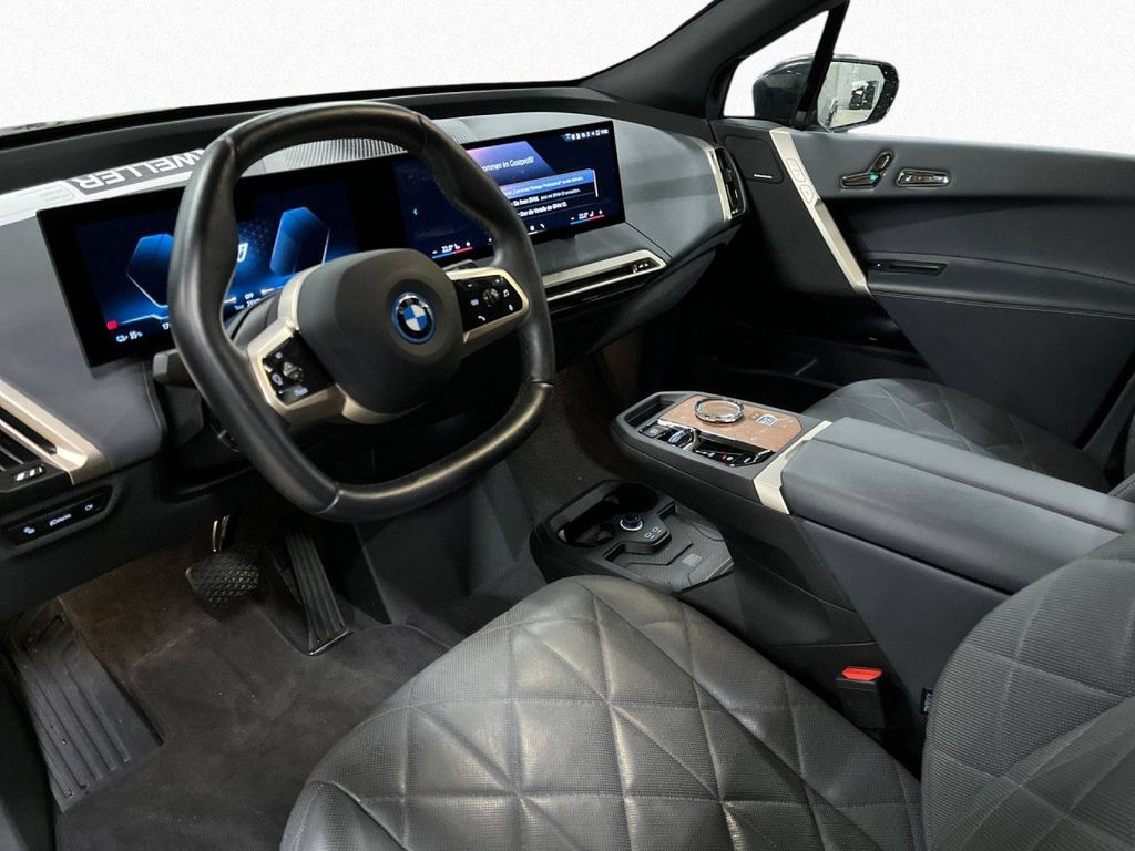 BMW iX 2023