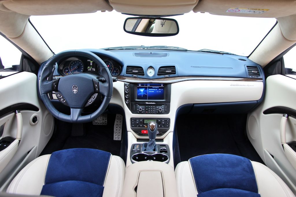 Maserati Granturismo 2015
