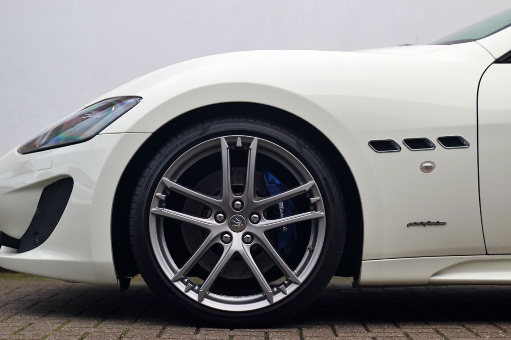 Maserati Granturismo 2015