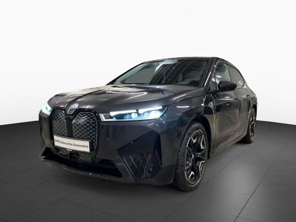 BMW iX 2023