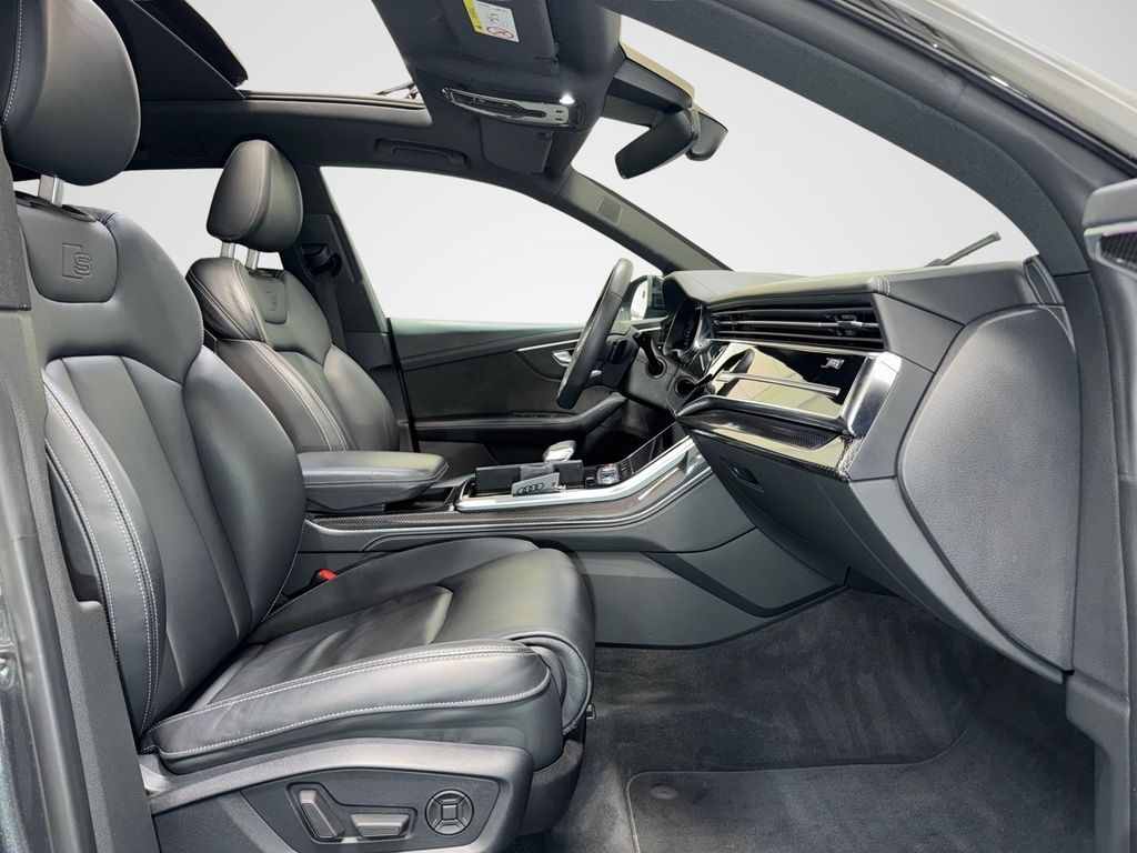 Audi SQ8 2019