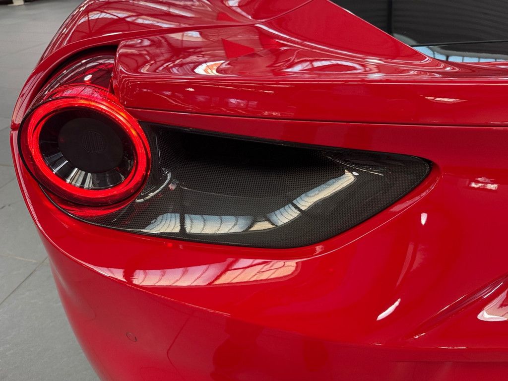 Ferrari 488 GTB 2018