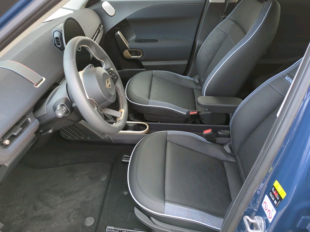 MINI John Cooper Works 2024