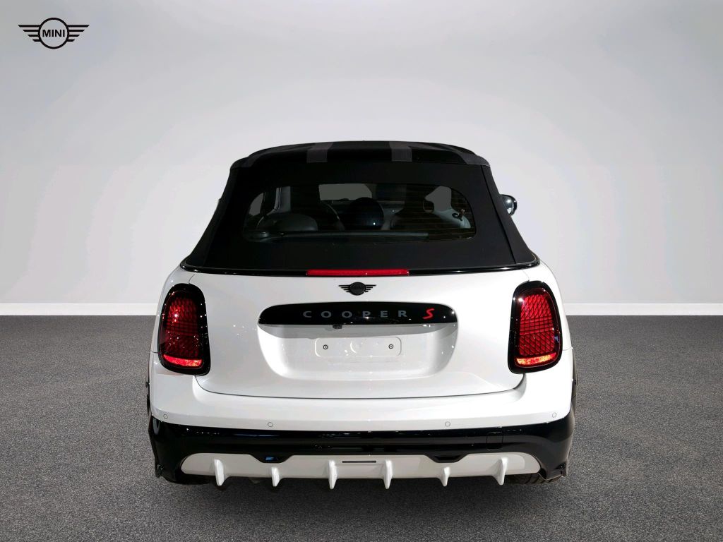 MINI Cooper S Cabrio 2024
