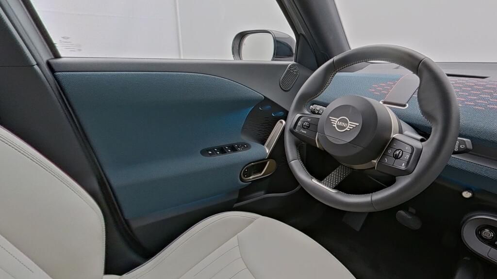 MINI John Cooper Works 2024