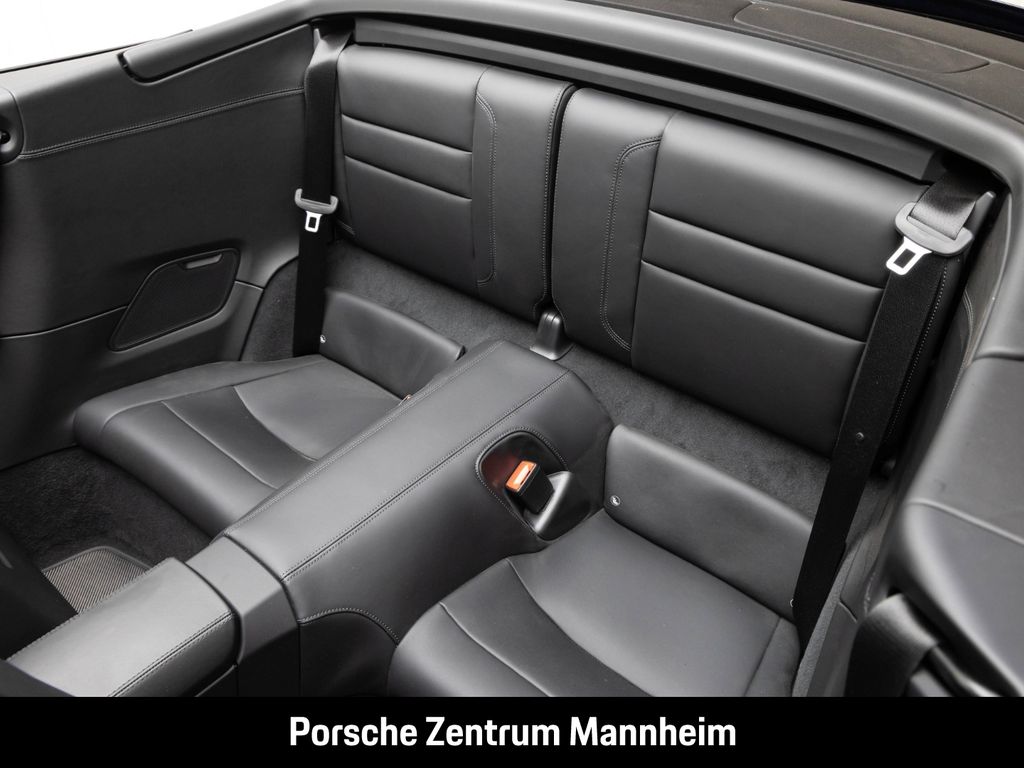 Porsche 992 2024