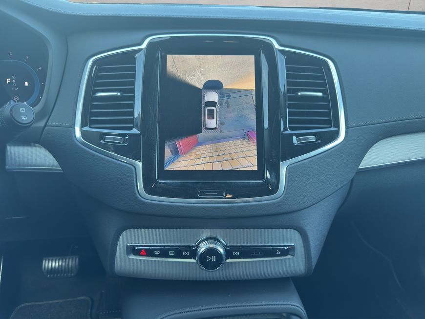 Volvo XC90 2024
