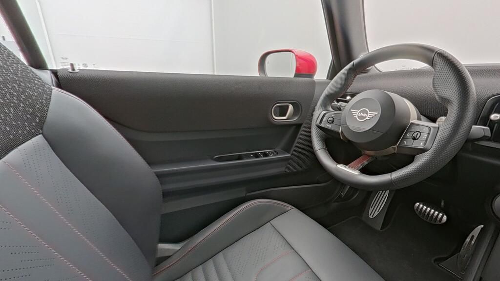 MINI John Cooper Works Cabrio 2025