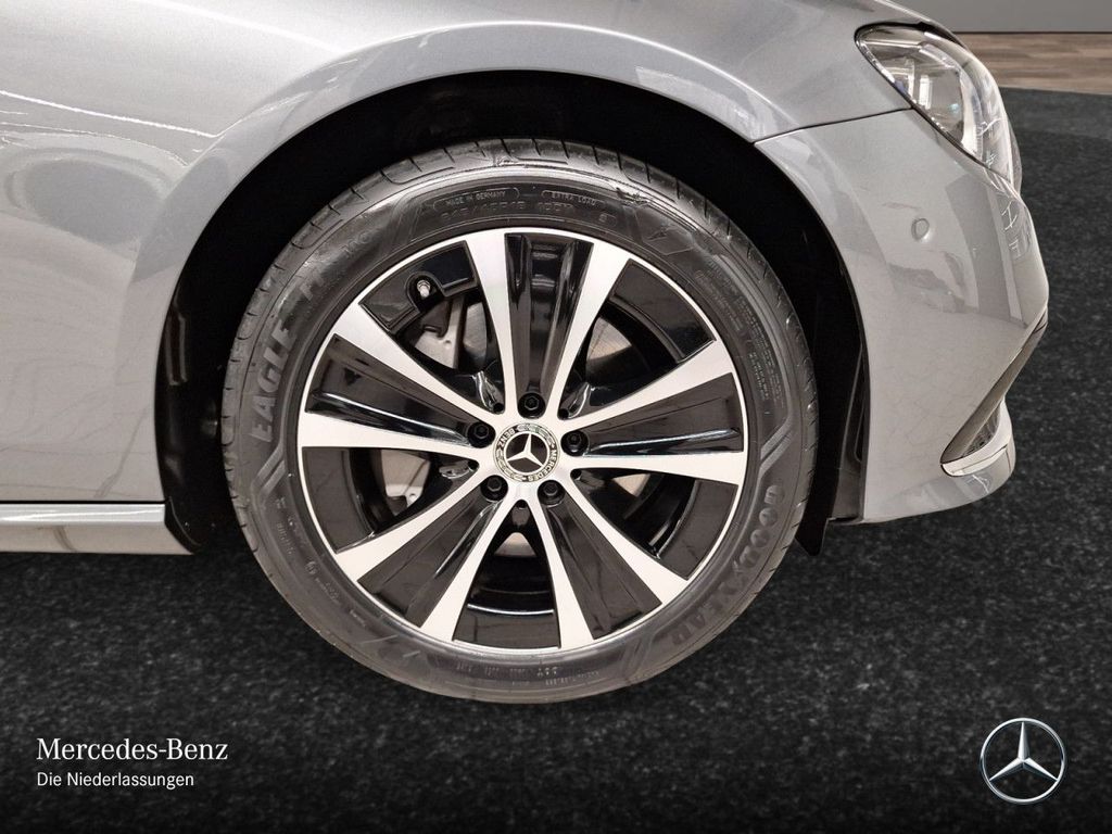 Mercedes-Benz E 300 2021