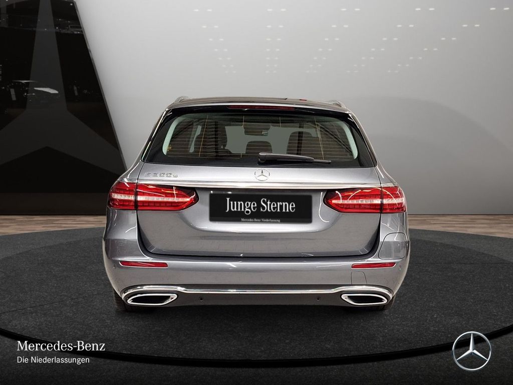 Mercedes-Benz E 300 2021