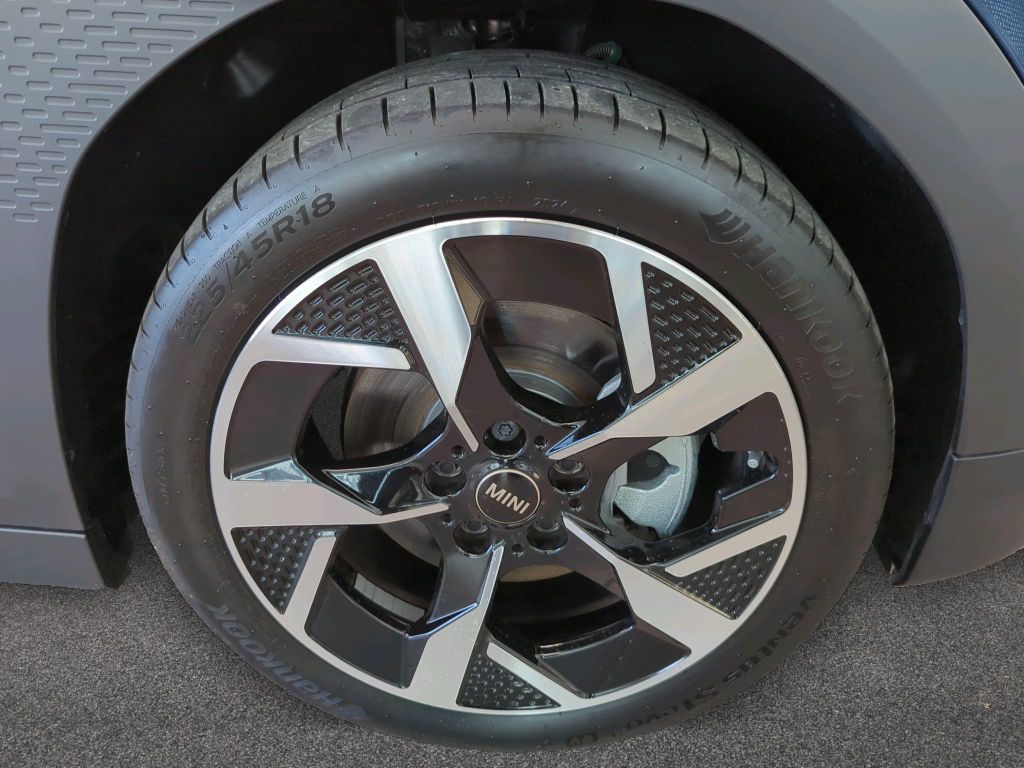 MINI John Cooper Works 2024