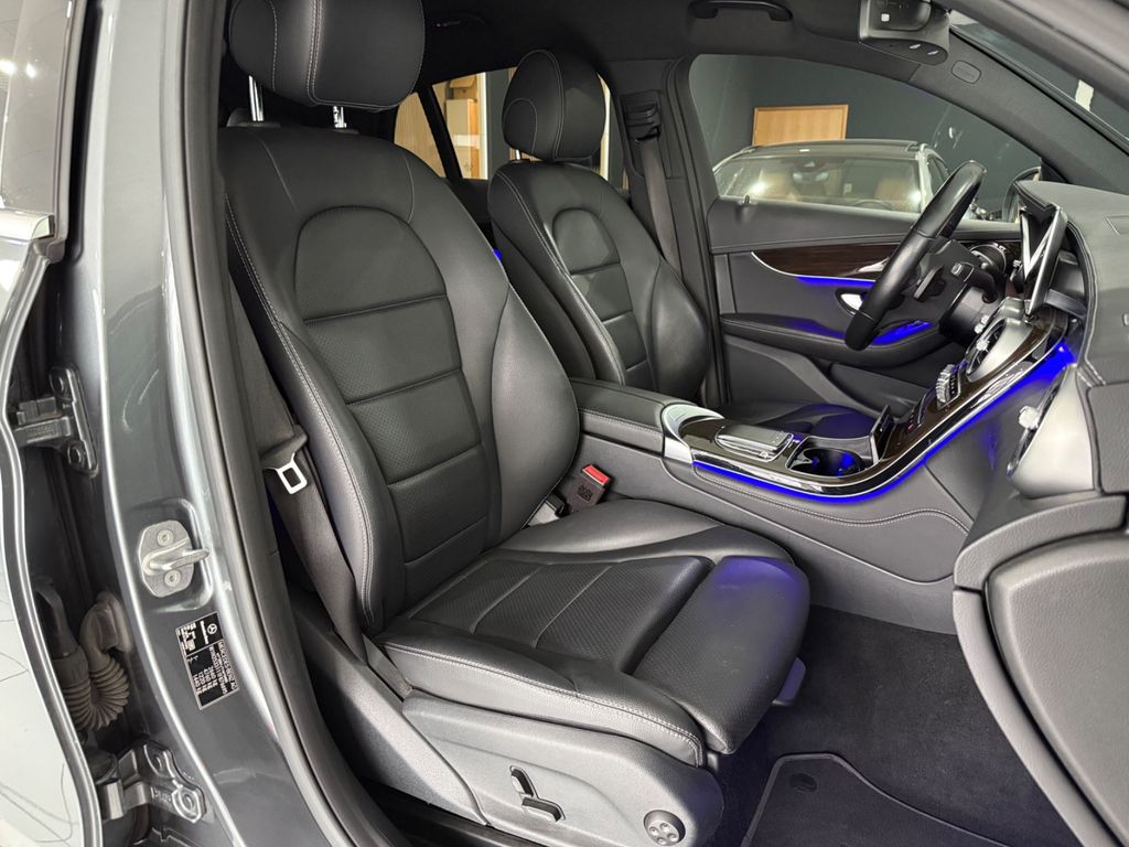 Mercedes-Benz GLC 300 2020