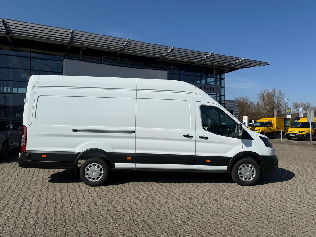 Ford Transit 2024