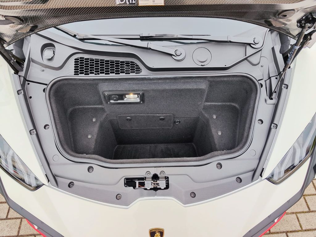 Lamborghini Huracán 2023