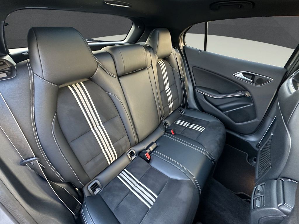 Mercedes-Benz GLA 220 2017