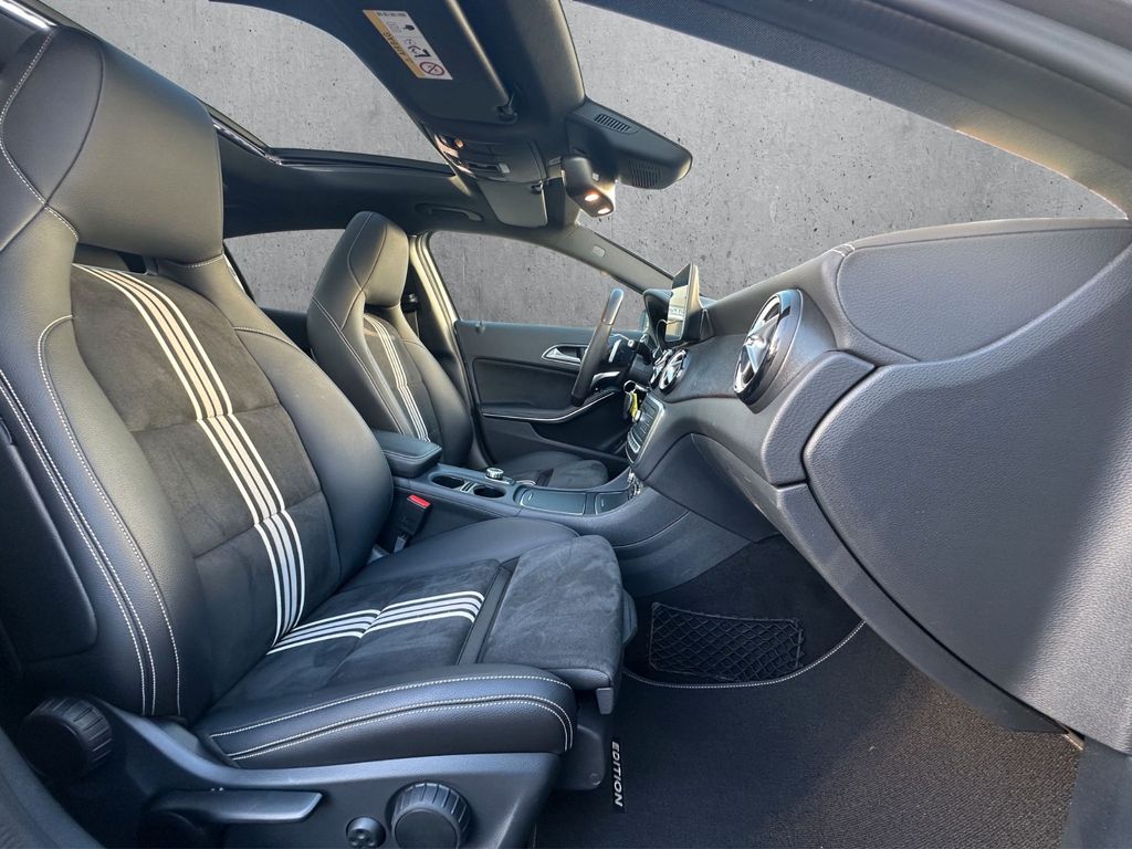 Mercedes-Benz GLA 220 2017