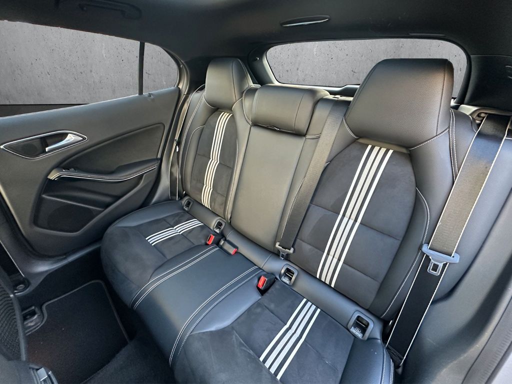 Mercedes-Benz GLA 220 2017